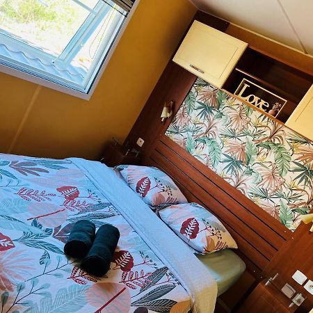 Joli Mobil-Home De Vacances, Ideal Pour Les Familles Rocbaron Zewnętrze zdjęcie
