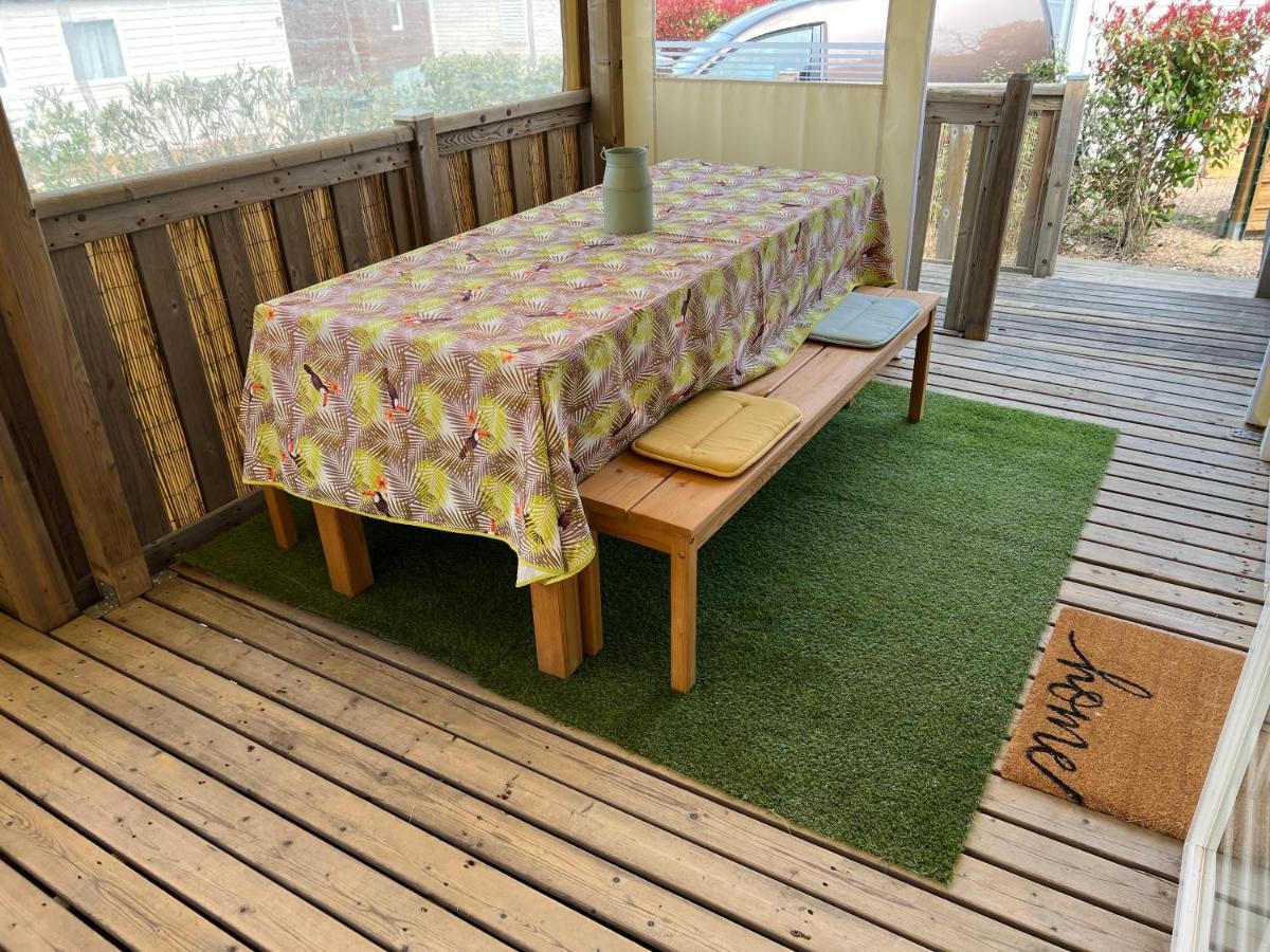 Joli Mobil-Home De Vacances, Ideal Pour Les Familles Rocbaron Zewnętrze zdjęcie