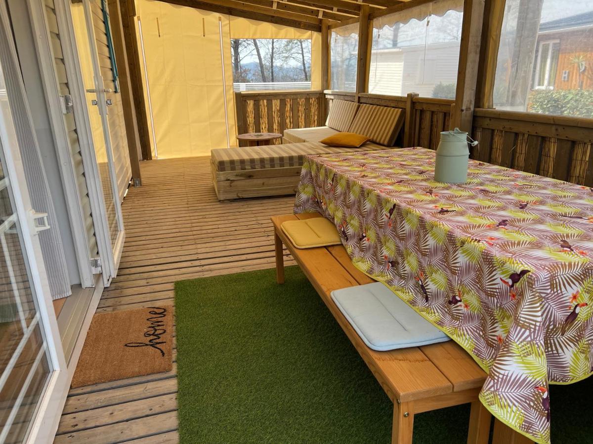 Joli Mobil-Home De Vacances, Ideal Pour Les Familles Rocbaron Zewnętrze zdjęcie