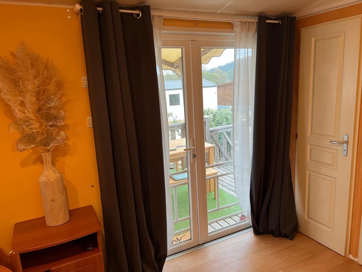 Joli Mobil-Home De Vacances, Ideal Pour Les Familles Rocbaron Zewnętrze zdjęcie